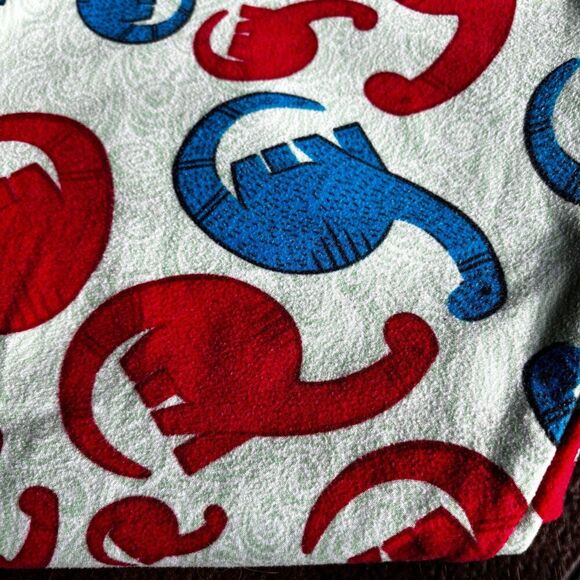 LulaRoe Tall & Curvy Dinosaur Leggings - Picture 2 of 4